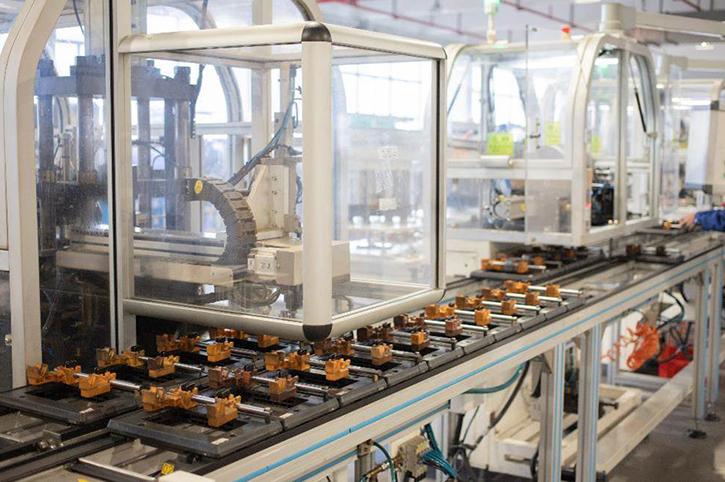 Центр виробництва двигунів2